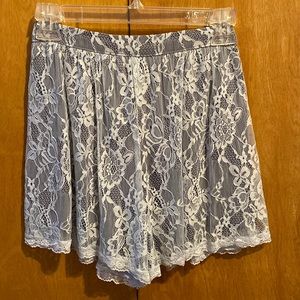 Abercrombie & Fitch Lace Shorts size S NWT